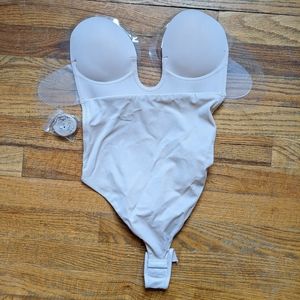 ☀️ Backless, strapless bodysuit